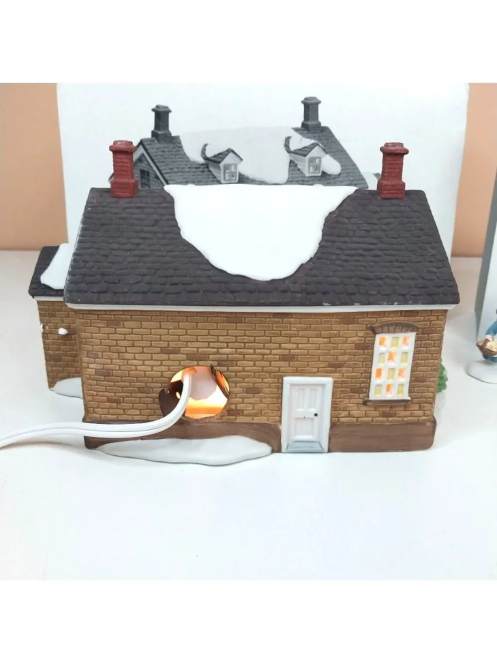 Department 56 New England Stoney Brook Town Hall 5644-8 & Market Day 5641-3